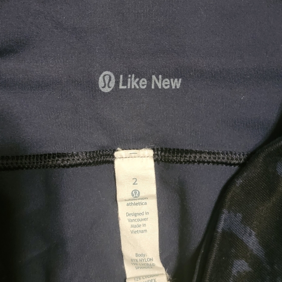 Lululemon Athletica Like New Leggings - Picture 4 of 4